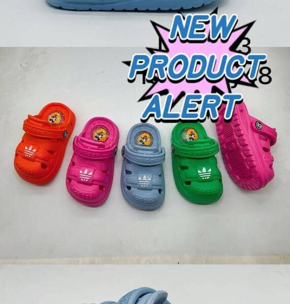 OG- CHILDREN CROCS