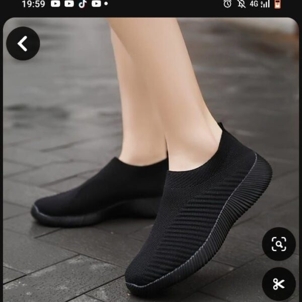 OG - ALL BLACK UNISEX SNEEK