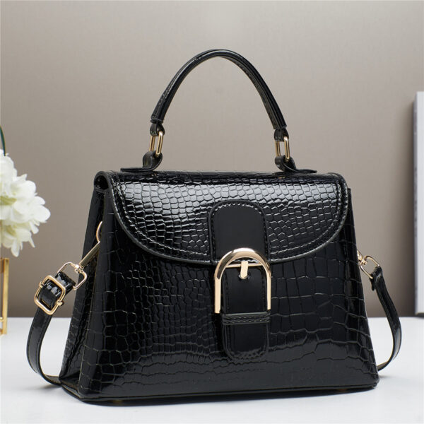 LA-KATE BAG