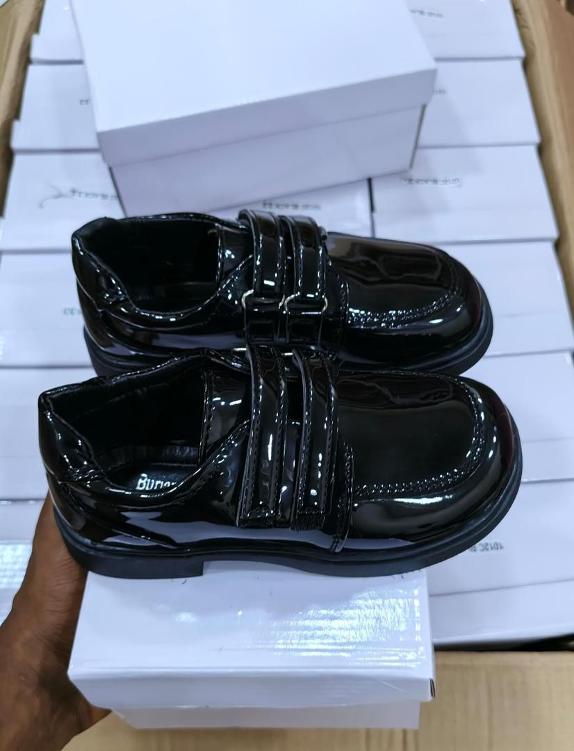 668f62495c884f2594a33a7d2f51bb0e OG-UNISEX QUALITY SHOE two belt - Image 1