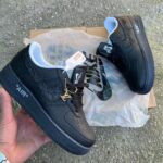 OG- AIR PADDED BLACK SNEEKER