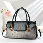 LA- XINSHILU HIGH QUALITY BAG