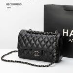 LA- PURE LEATHER  CHANNEL BAG